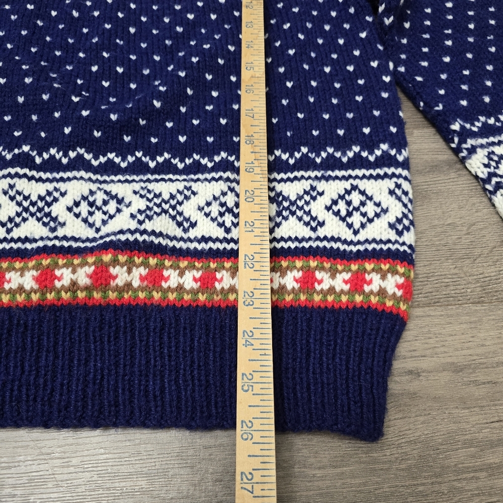 Hand Knit Chunky Crewneck Sweater Cottagecore Cabincore Ski Resort - Picture 2 of 6